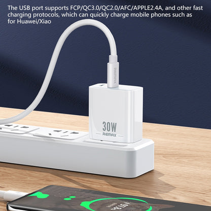 REMAX RP-U82 30W USB+USB-C/Type-C Dual Interface Fast Charger, Specification:UK Plug(White) - USB Charger by REMAX | Online Shopping UK | buy2fix